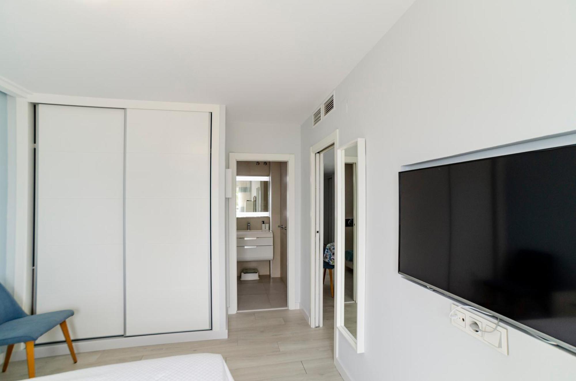 A&C Vistas Al Mar Luxury Διαμέρισμα Torre Del Mar Εξωτερικό φωτογραφία
